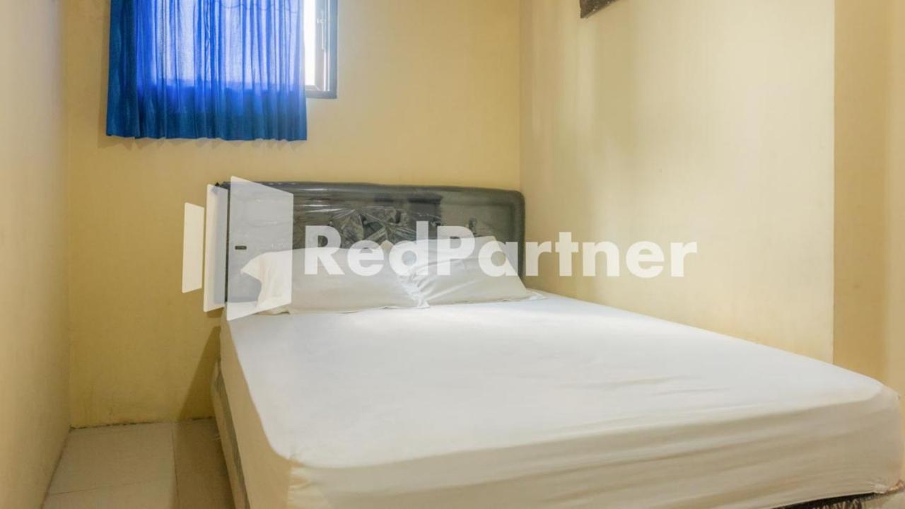 Vandhela Homestay Syariah Mitra Reddoorz Surabaya Exterior foto