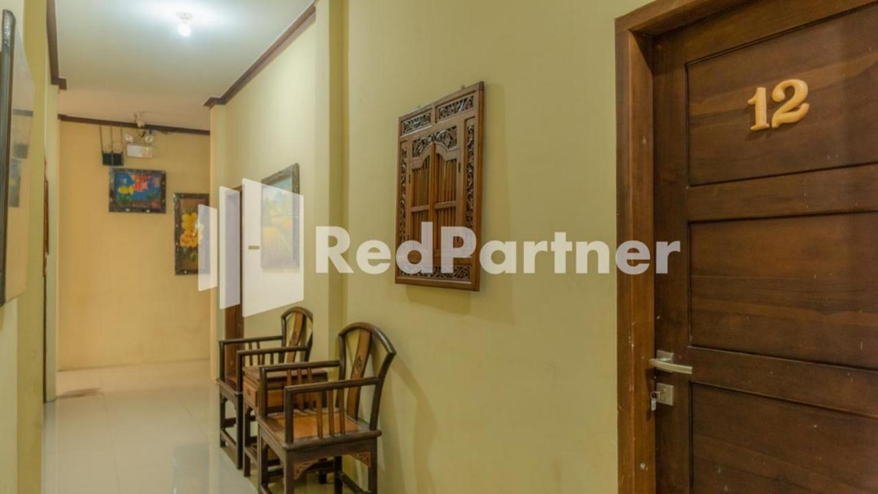 Vandhela Homestay Syariah Mitra Reddoorz Surabaya Exterior foto
