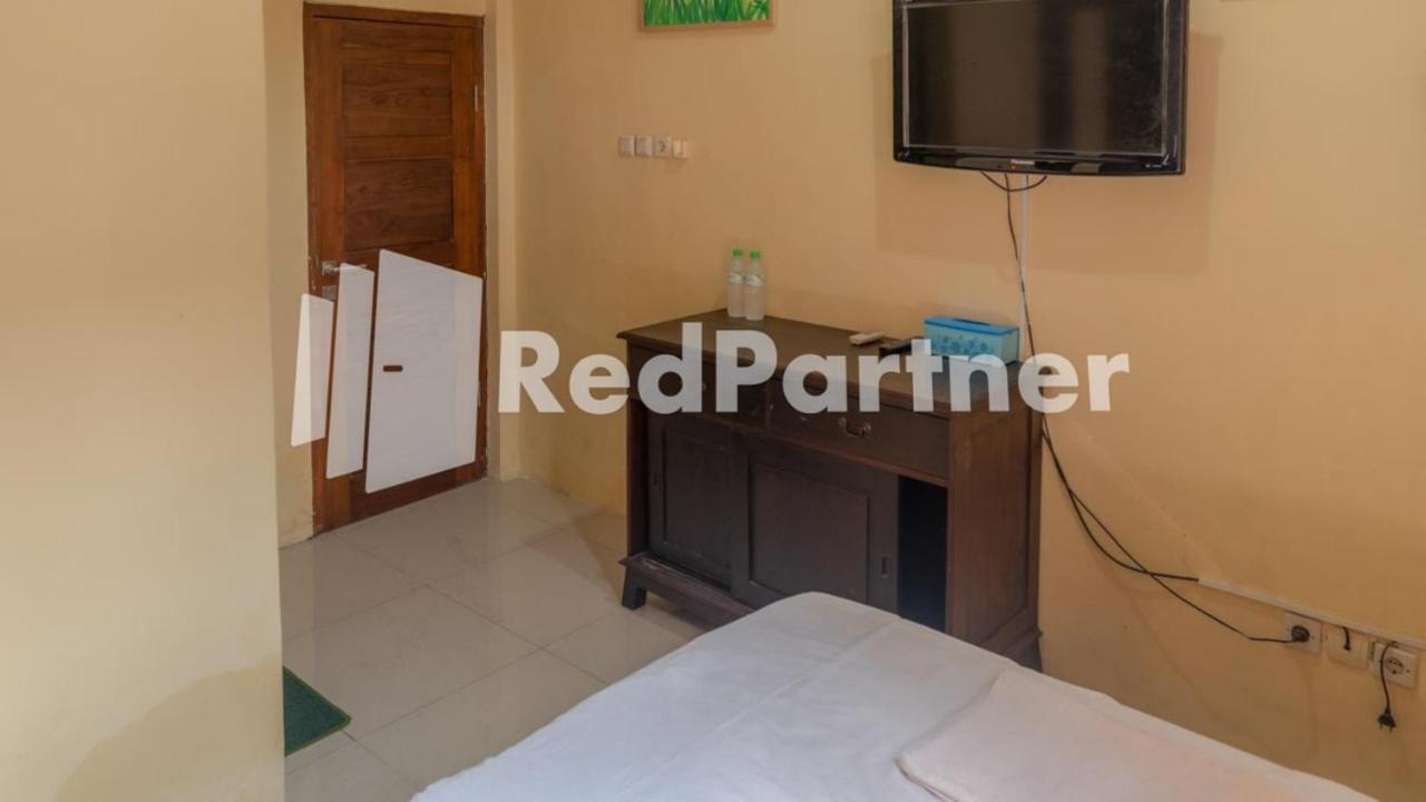 Vandhela Homestay Syariah Mitra Reddoorz Surabaya Exterior foto